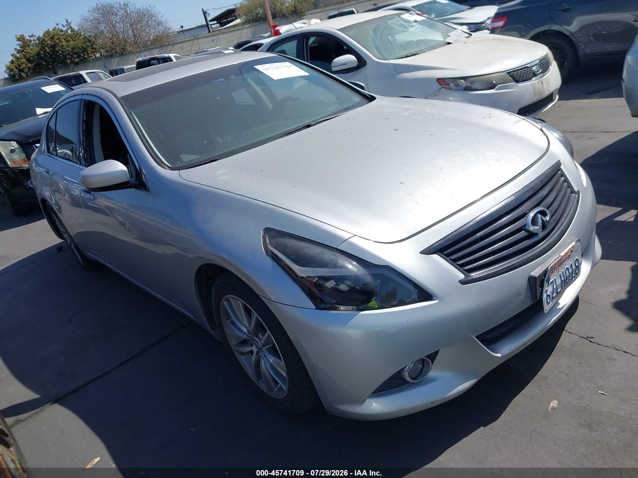 JN1CV6AP1DM****** · 2013 INFINITI G37 JOURNEY