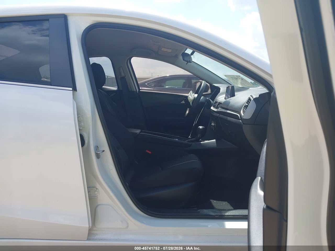 2018 MAZDA MAZDA3 SPORT · 5/11