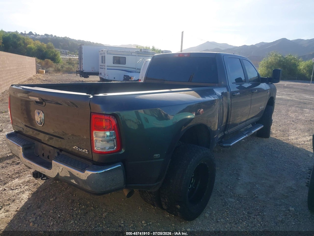 2019 RAM 3500 BIG HORN  4X4 8' BOX · 4/11