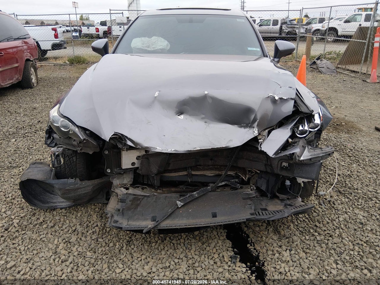 2016 LEXUS IS 350 · 6/11