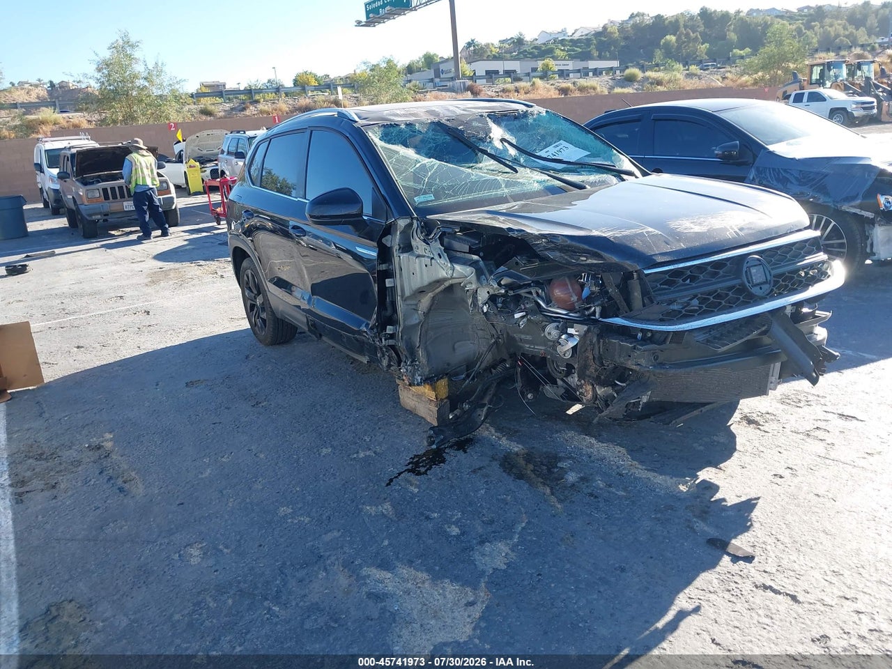 3VVEX7B24RM****** · 2024 VOLKSWAGEN TAOS 1.5T SE
