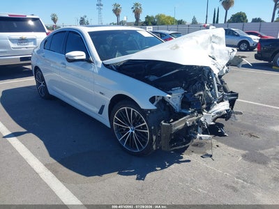 2022 BMW 530E