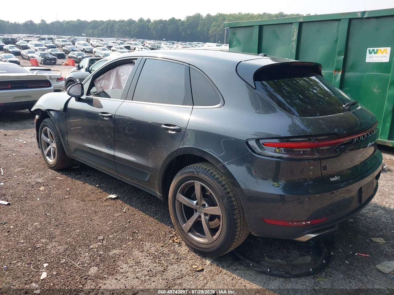 2020 PORSCHE MACAN · 3/11