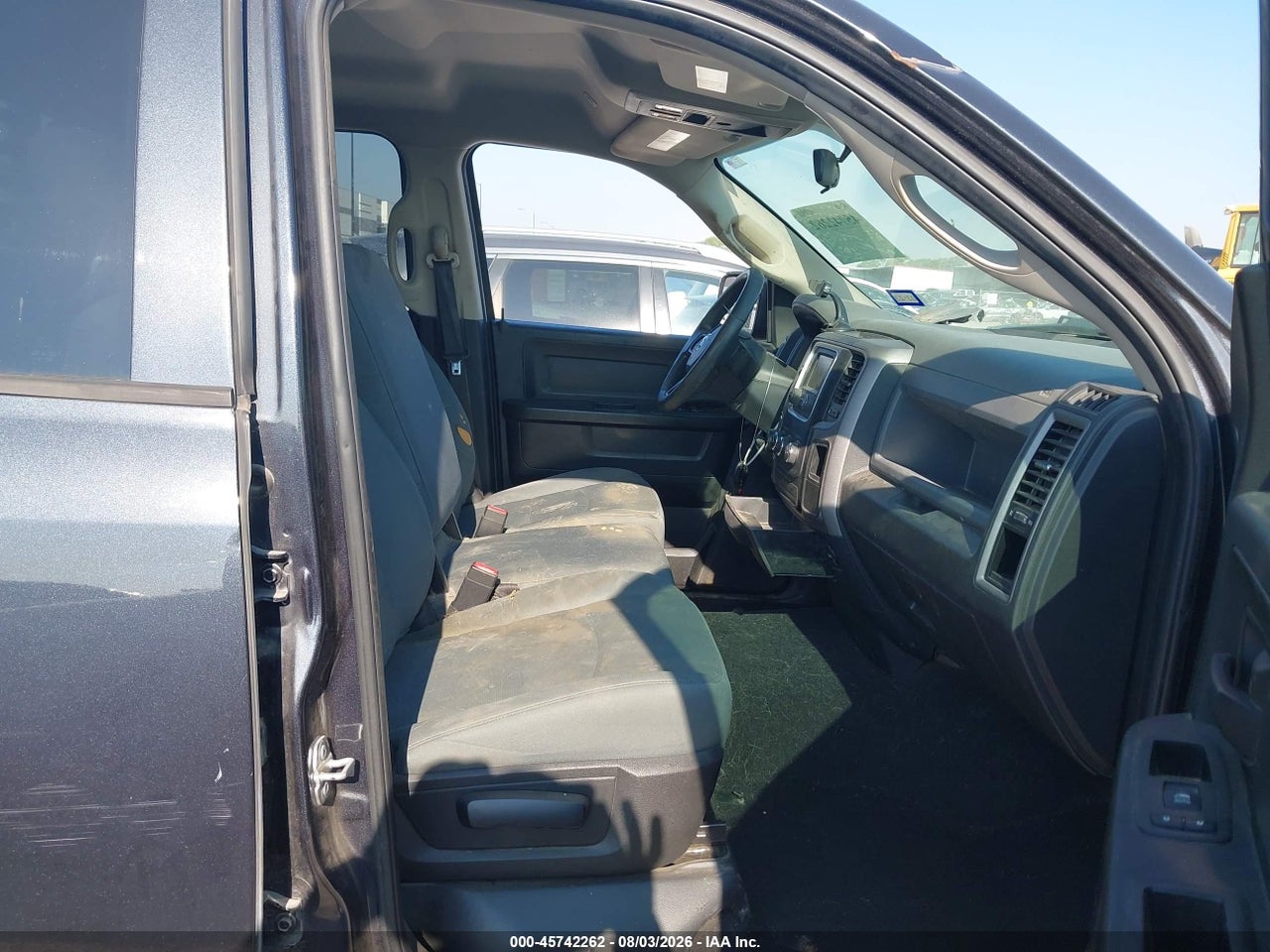 2018 RAM 1500 EXPRESS  4X2 6'4 BOX · 5/11