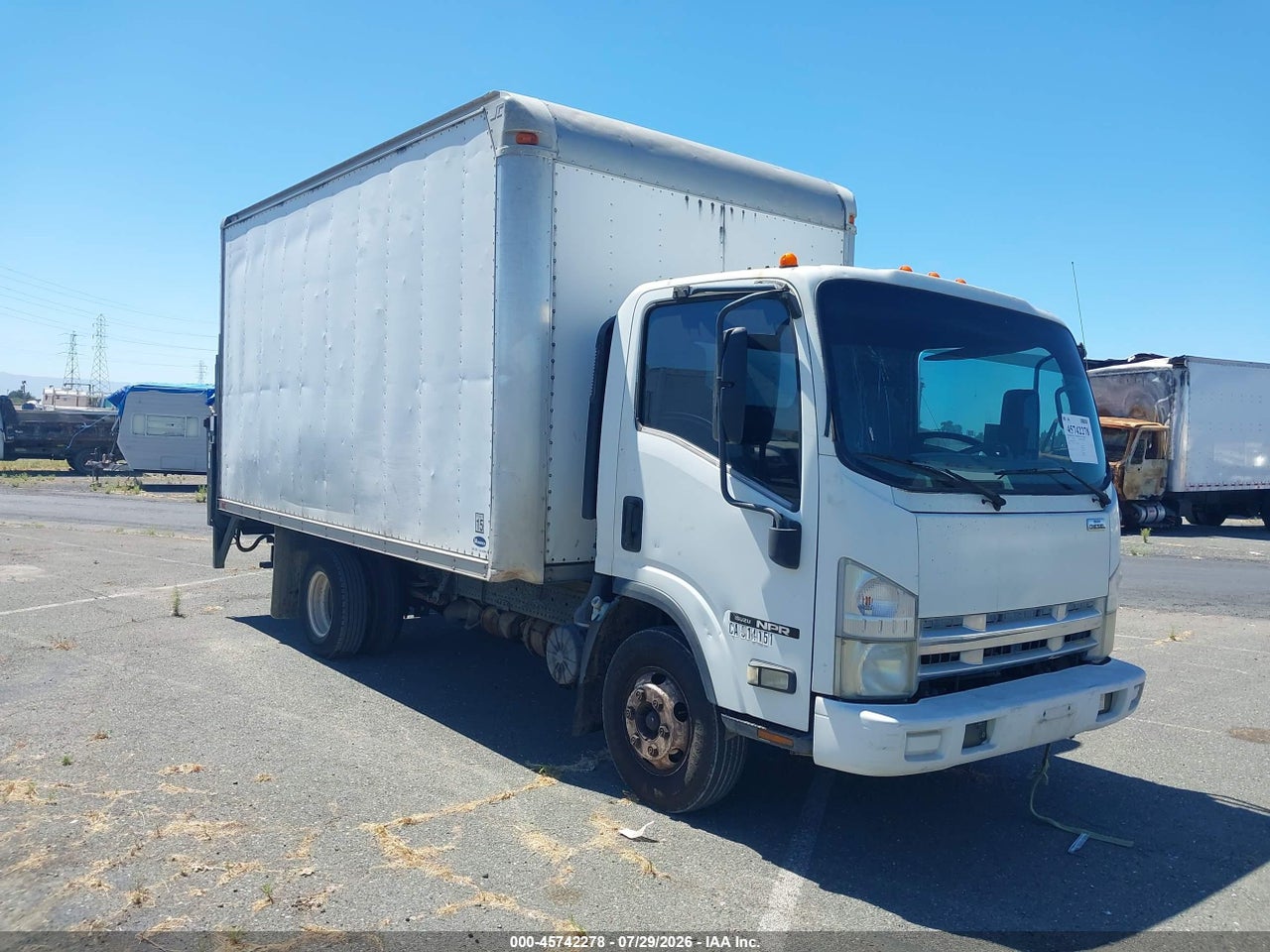 JALB4W16377****** · 2007 ISUZU W3S042 NPR DSL REG