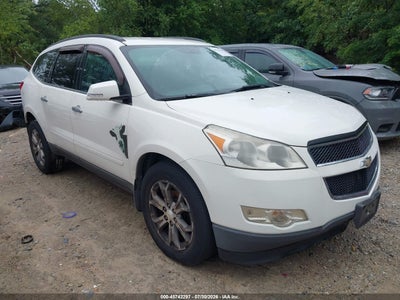 1GNKVJED5BJ****** · 2011 CHEVROLET TRAVERSE 2LT