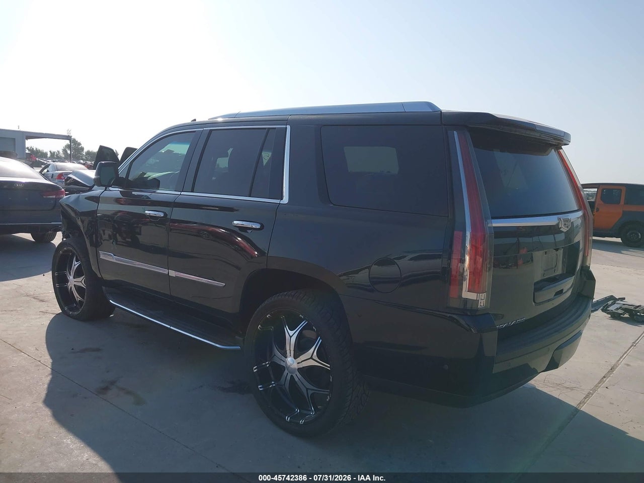 2017 CADILLAC ESCALADE LUXURY · 3/11