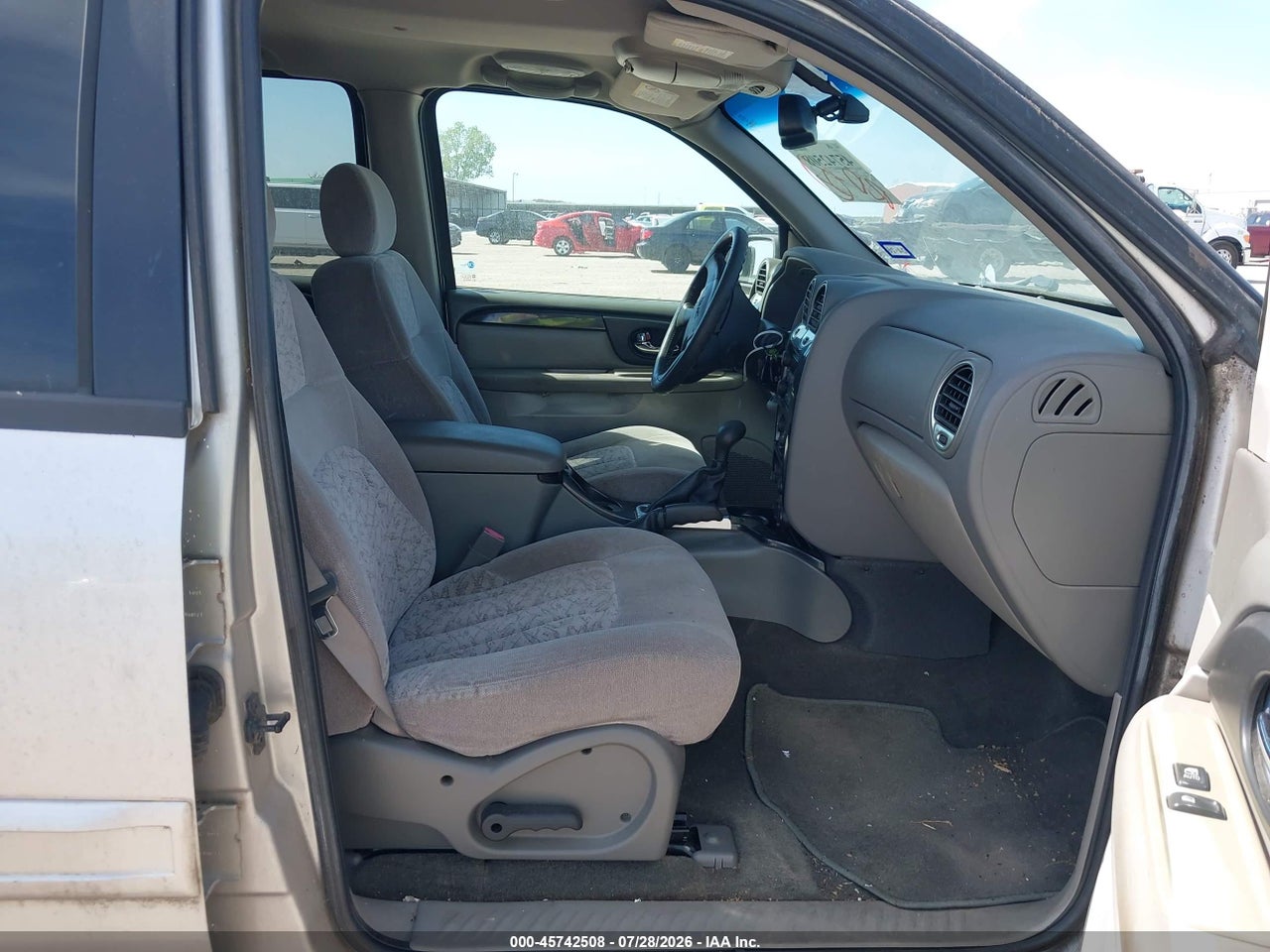 2004 GMC ENVOY SLE · 5/11