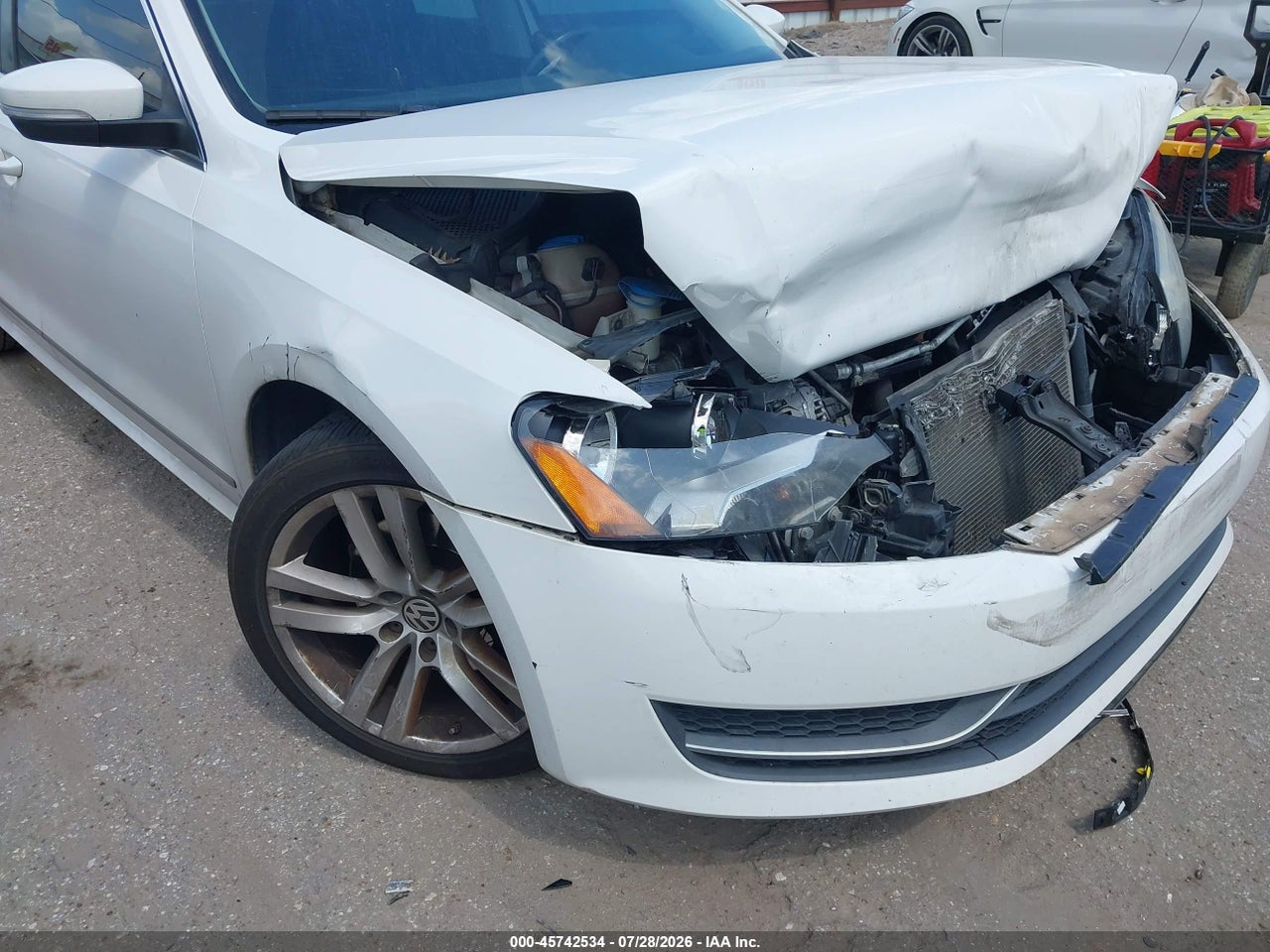 2013 VOLKSWAGEN PASSAT 2.5L SEL · 6/11