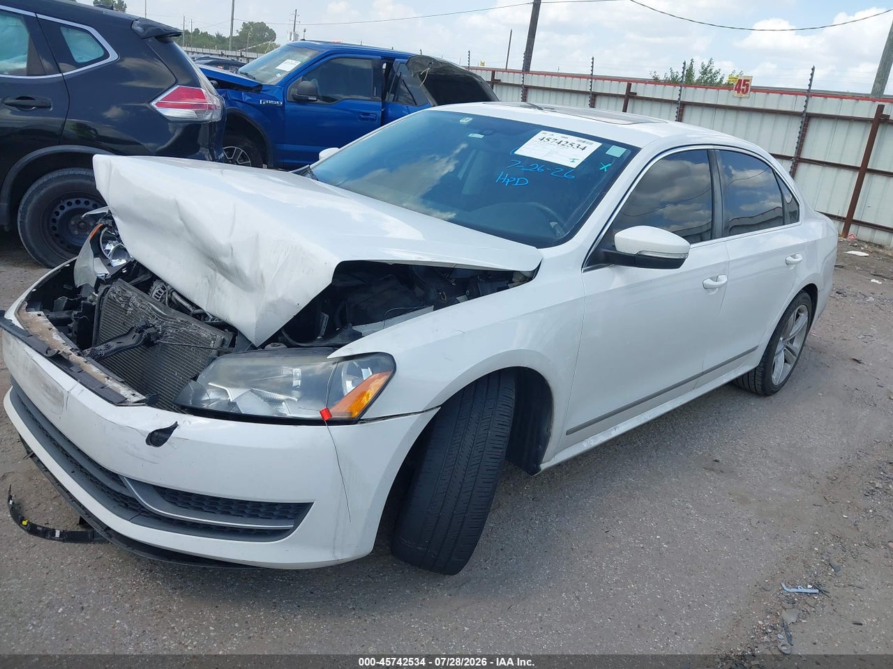 2013 VOLKSWAGEN PASSAT 2.5L SEL · 2/11