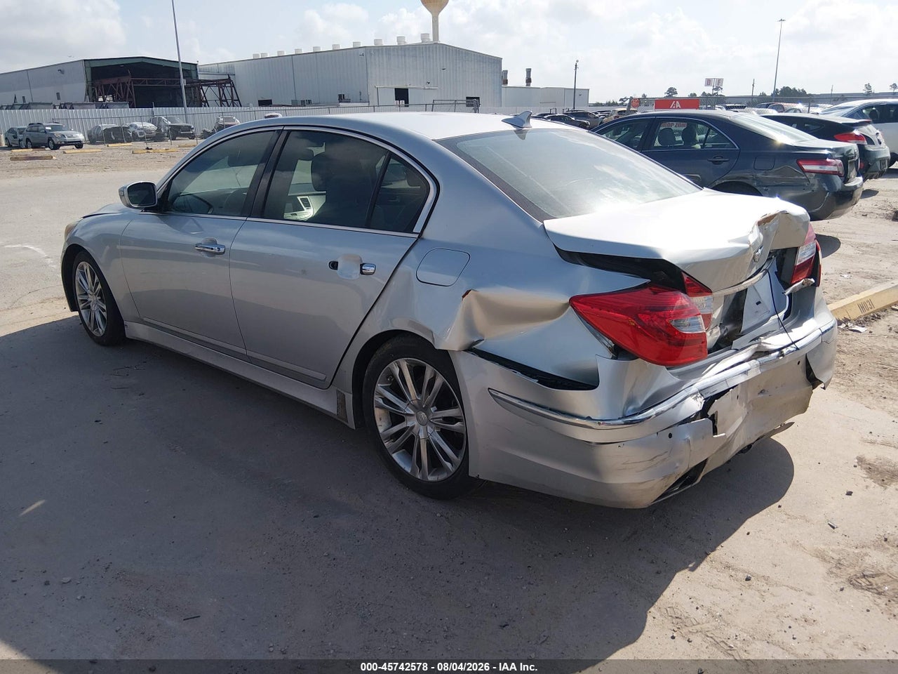 2012 HYUNDAI GENESIS 3.8 · 3/11