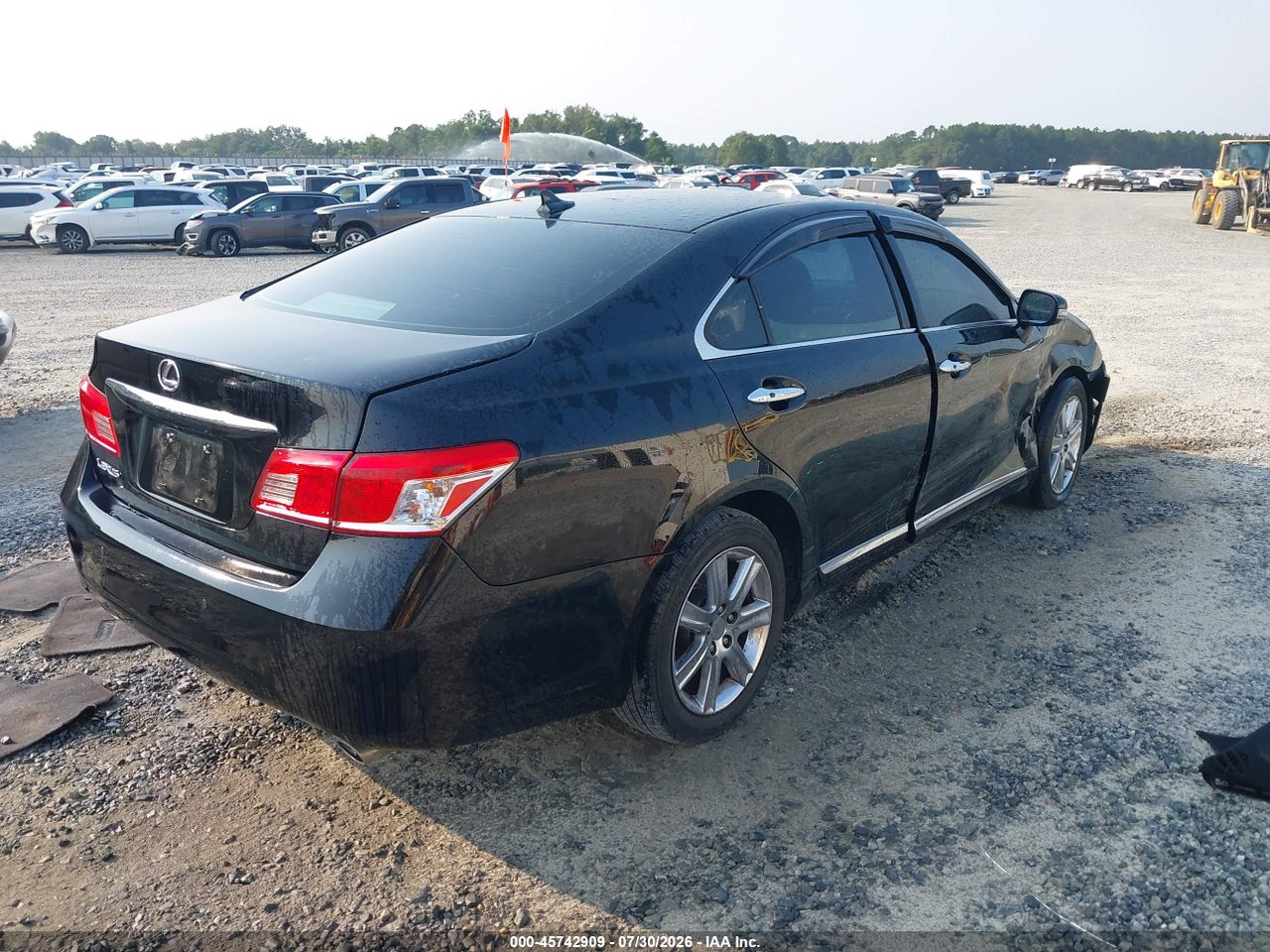 2010 LEXUS ES 350 · 4/11