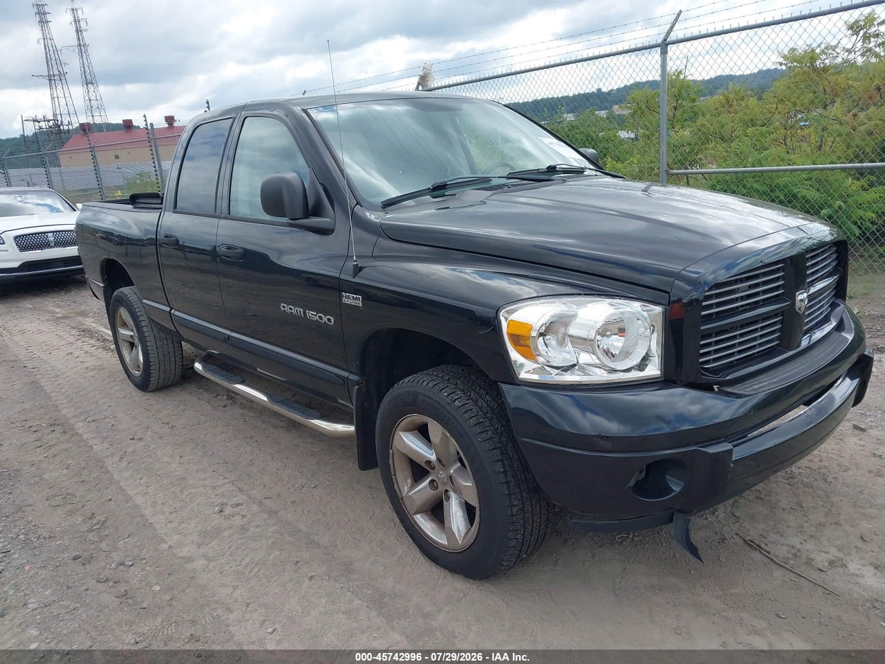 1D7HU18237S****** · 2007 DODGE RAM 1500 SLT/TRX4 OFF ROAD/SPORT