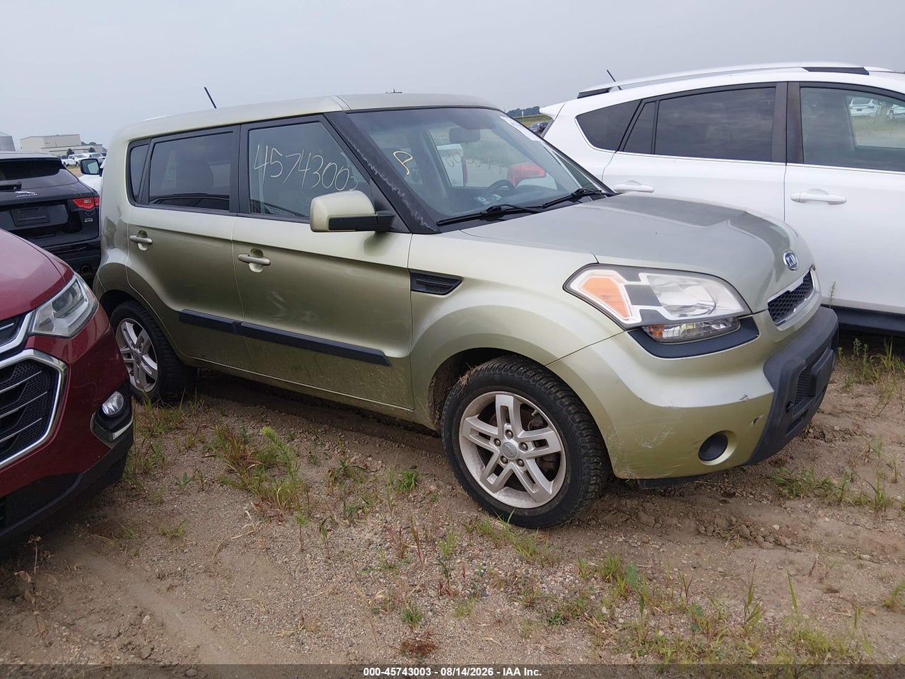 KNDJT2A23B7****** · 2011 KIA SOUL +