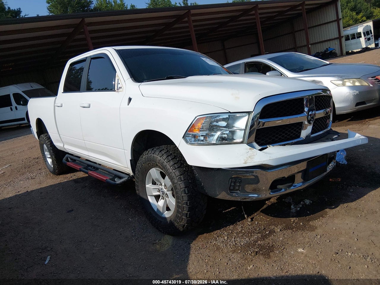 2019 RAM 1500 CLASSIC SLT 4X4 6'4 BOX