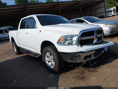 2019 RAM 1500 CLASSIC SLT 4X4 6'4 BOX