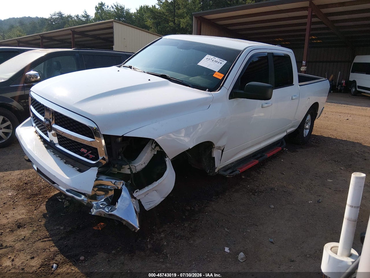 2019 RAM 1500 CLASSIC SLT  4X4 6'4 BOX · 2/11