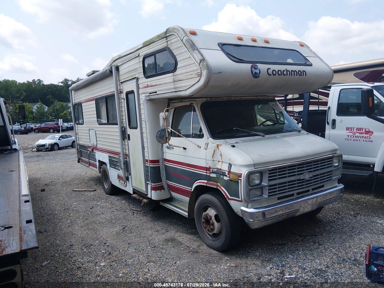 2GBJG31J1D4****** · 1983 CHEVROLET G30