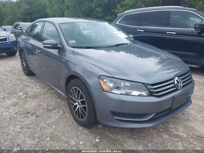 2015 VOLKSWAGEN PASSAT 1.8T WOLFSBURG EDITION