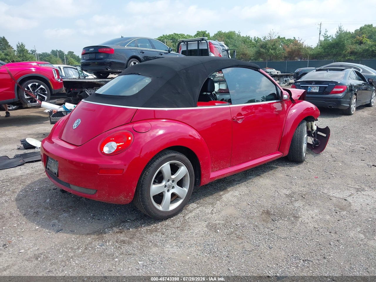 2007 VOLKSWAGEN NEW BEETLE 2.5 · 4/11