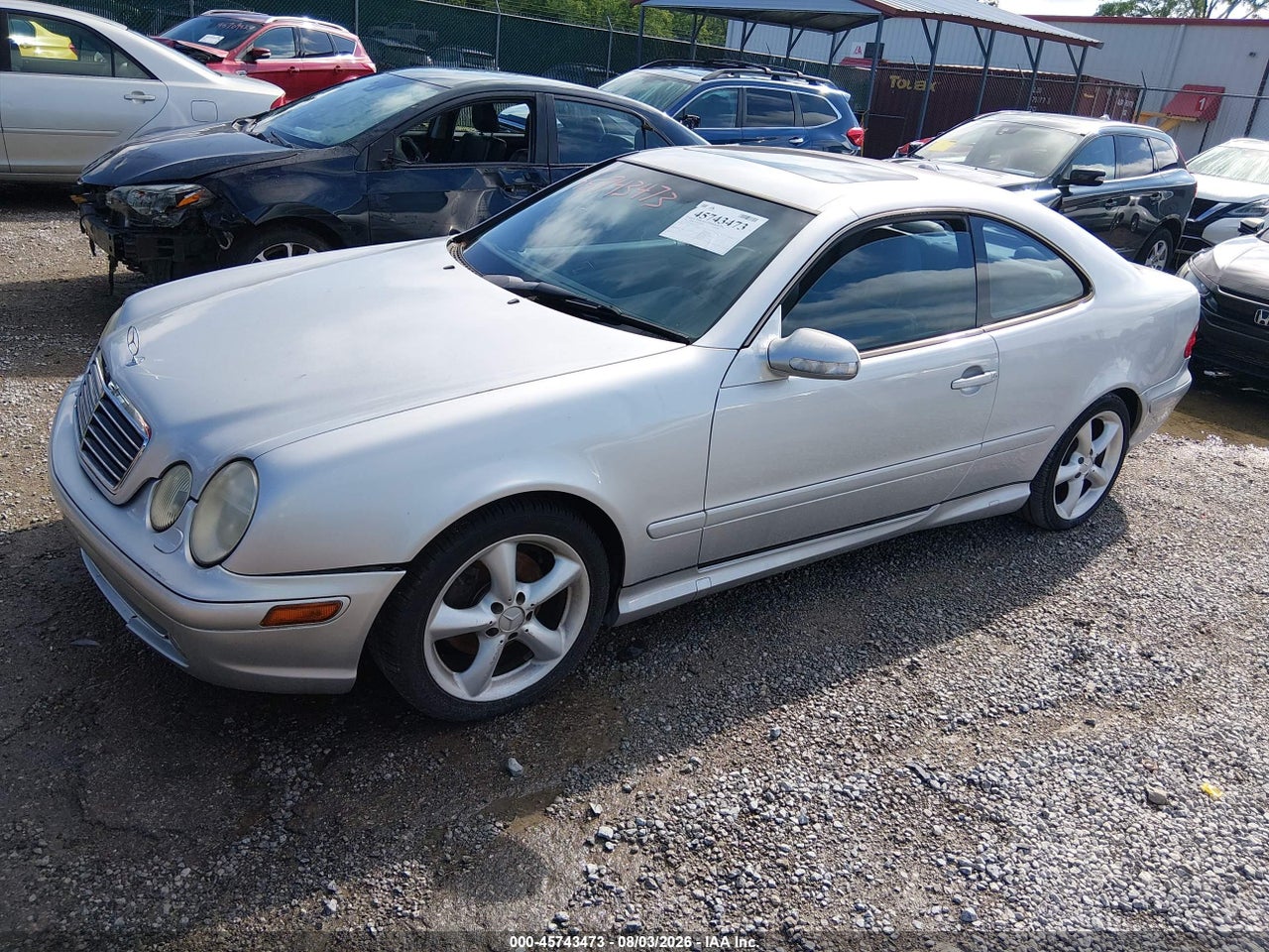 2002 MERCEDES-BENZ CLK 430   · 2/11