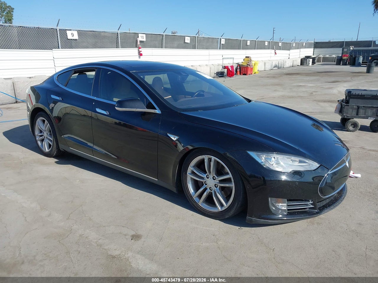 5YJSA1H11FF****** · 2015 TESLA MODEL S 60/70/85
