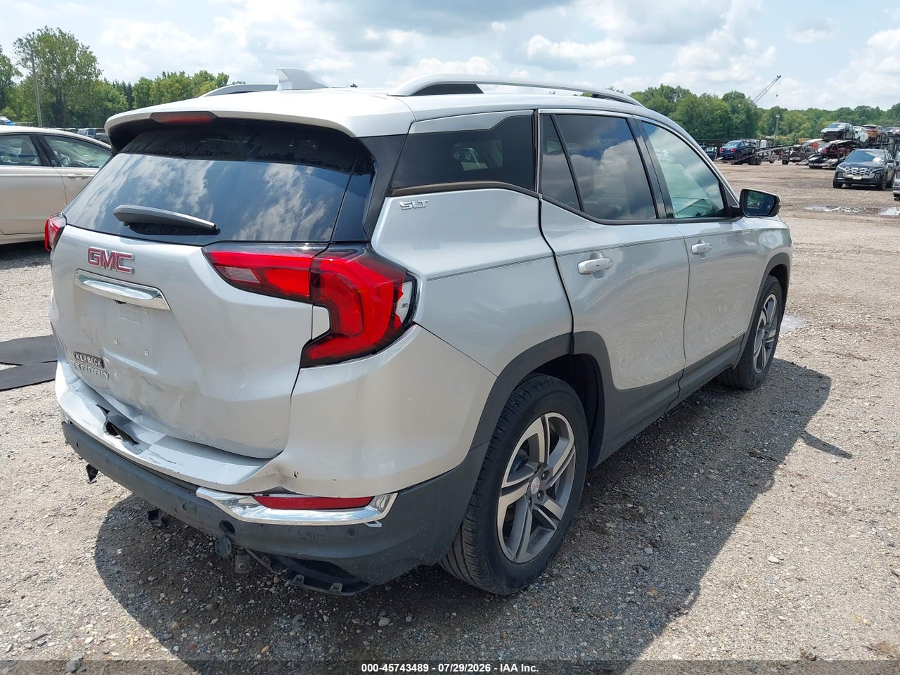 2020 GMC TERRAIN FWD SLT · 4/11