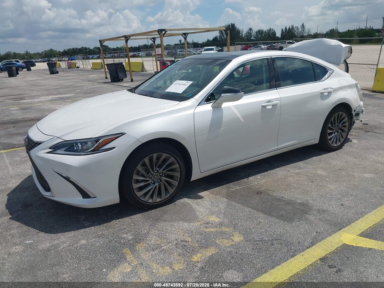 2024 LEXUS ES 350 LUXURY · 2/11