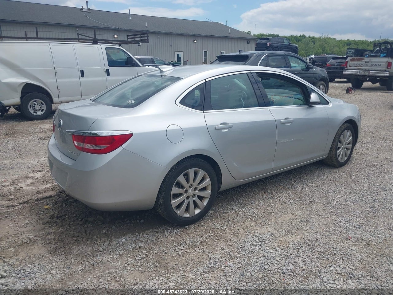 2016 BUICK VERANO · 4/11