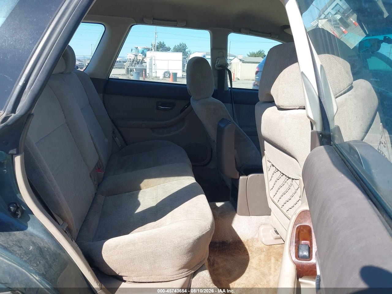 4S3BH665327****** · 2002 SUBARU OUTBACK   · 8/11