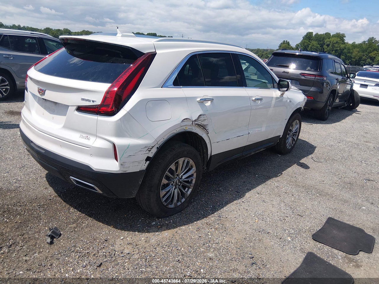 2024 CADILLAC XT4 AWD PREMIUM LUXURY · 4/11