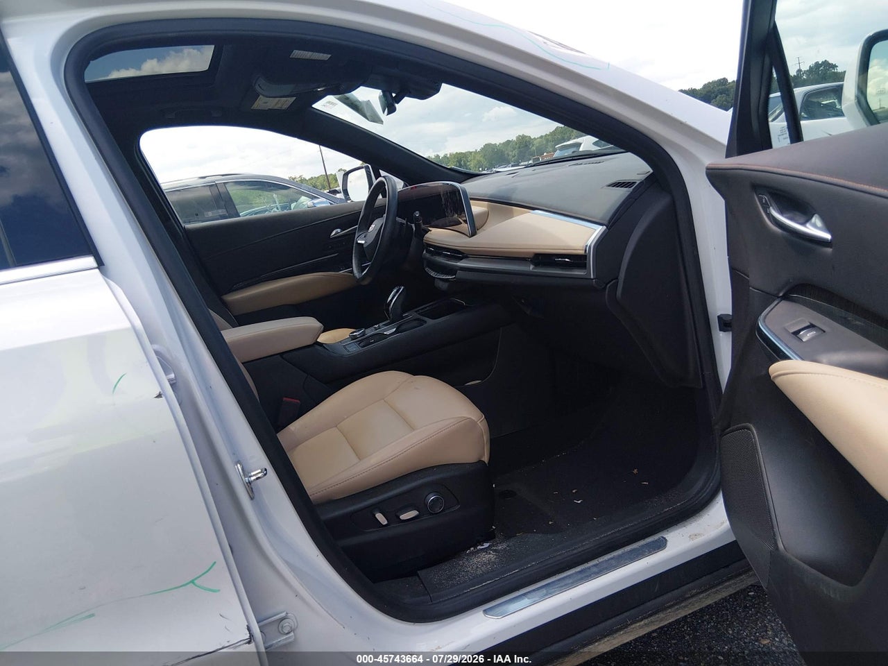2024 CADILLAC XT4 AWD PREMIUM LUXURY · 5/11
