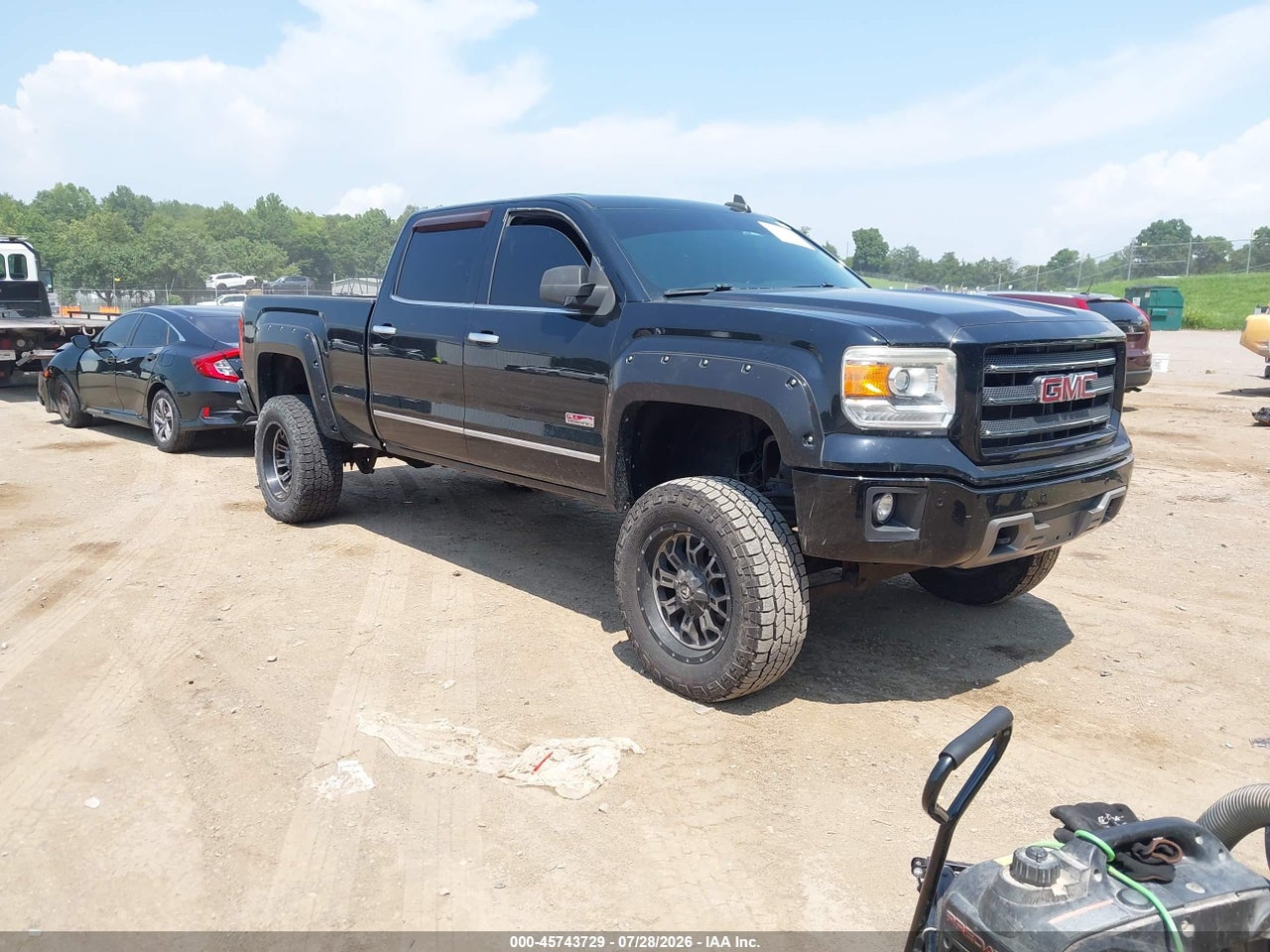 3GTU2VEC6FG****** · 2015 GMC SIERRA 1500 SLT