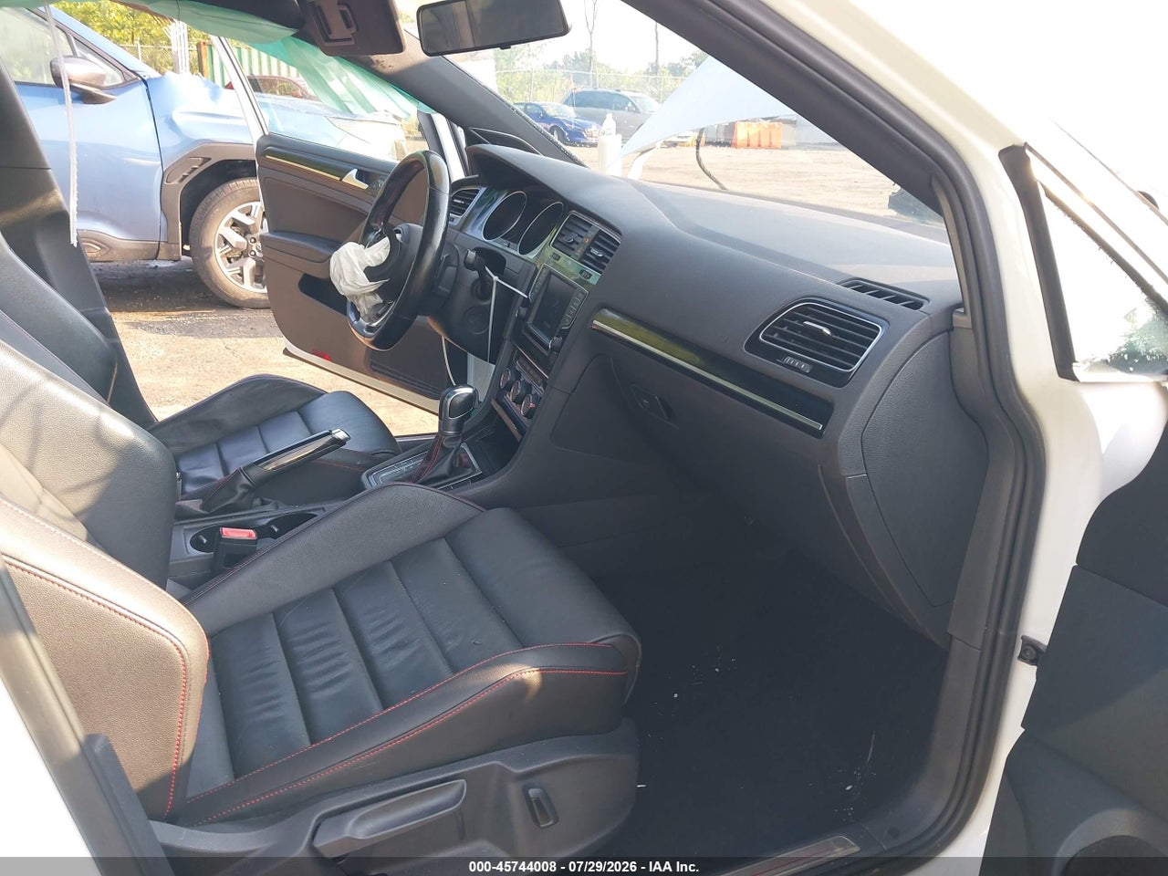 2016 VOLKSWAGEN GOLF GTI SE 4-DOOR · 5/11