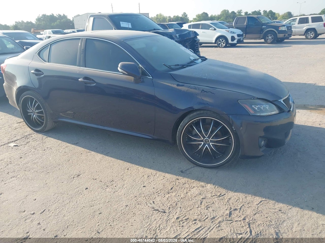 JTHBF5C22B5****** · 2011 LEXUS IS 250