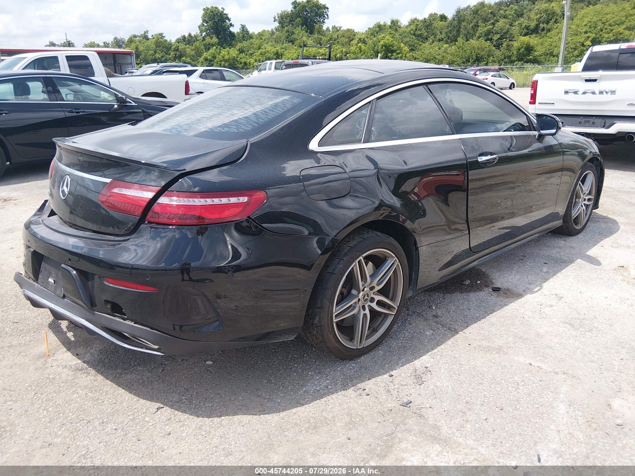 2018 MERCEDES-BENZ E 400 · 4/11