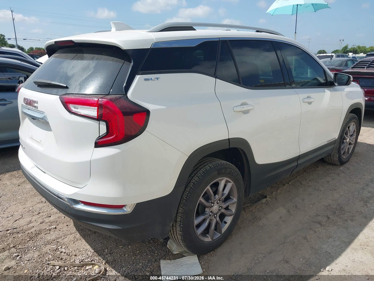 2023 GMC TERRAIN FWD SLT · 4/11