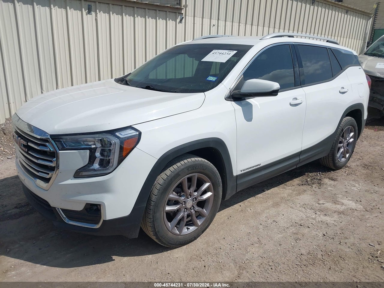 2023 GMC TERRAIN FWD SLT · 2/11