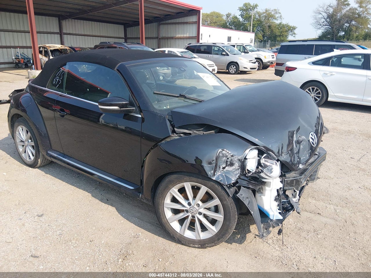 2019 VOLKSWAGEN BEETLE   · 6/11