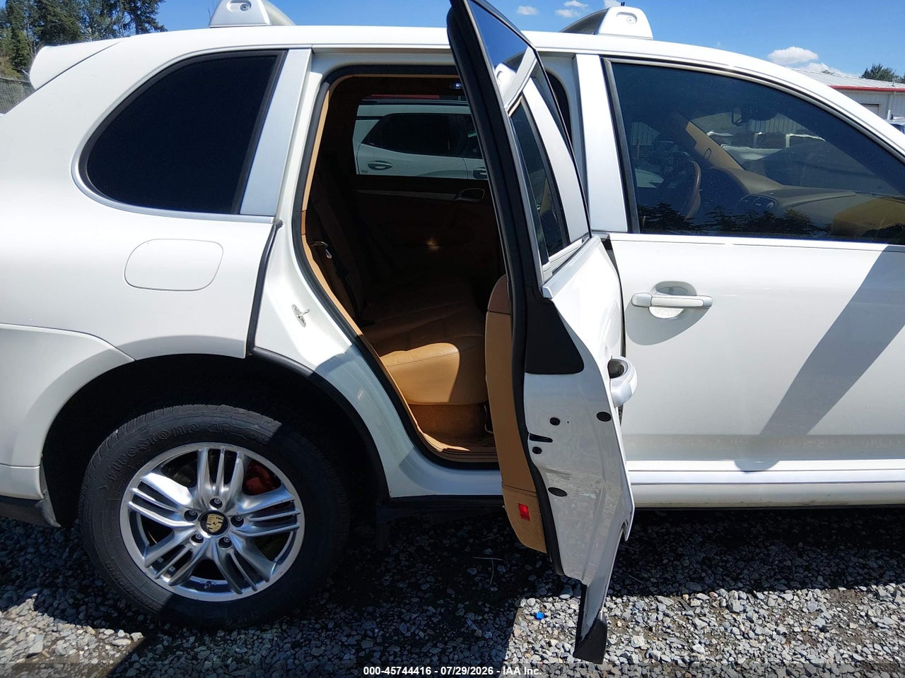 WP1AA29PX8L****** · 2008 PORSCHE CAYENNE   · 8/11