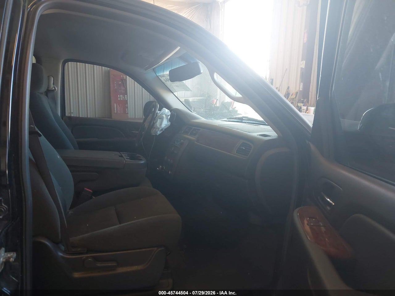 1GKFK23079R****** · 2009 GMC YUKON SLE W/3SA · 5/11