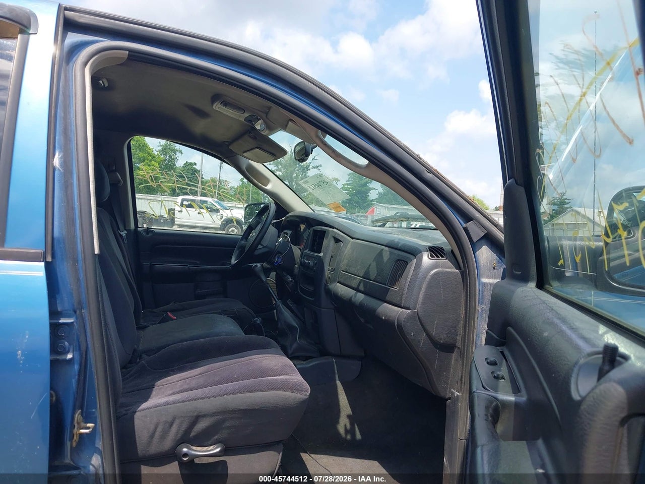 2004 DODGE RAM 2500 SLT/LARAMIE · 5/11