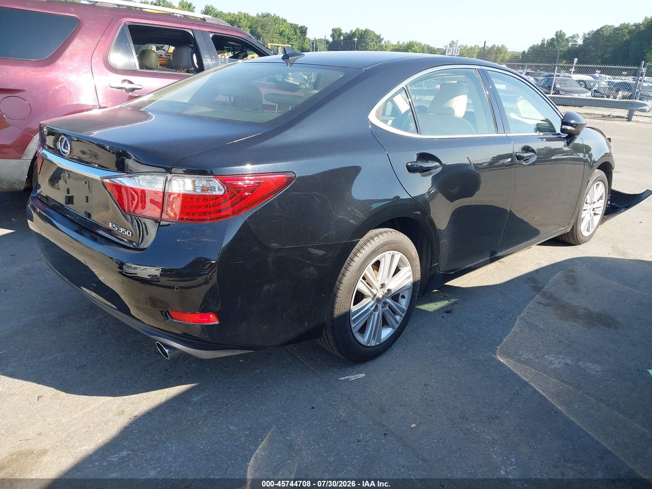 2014 LEXUS ES 350 · 4/11