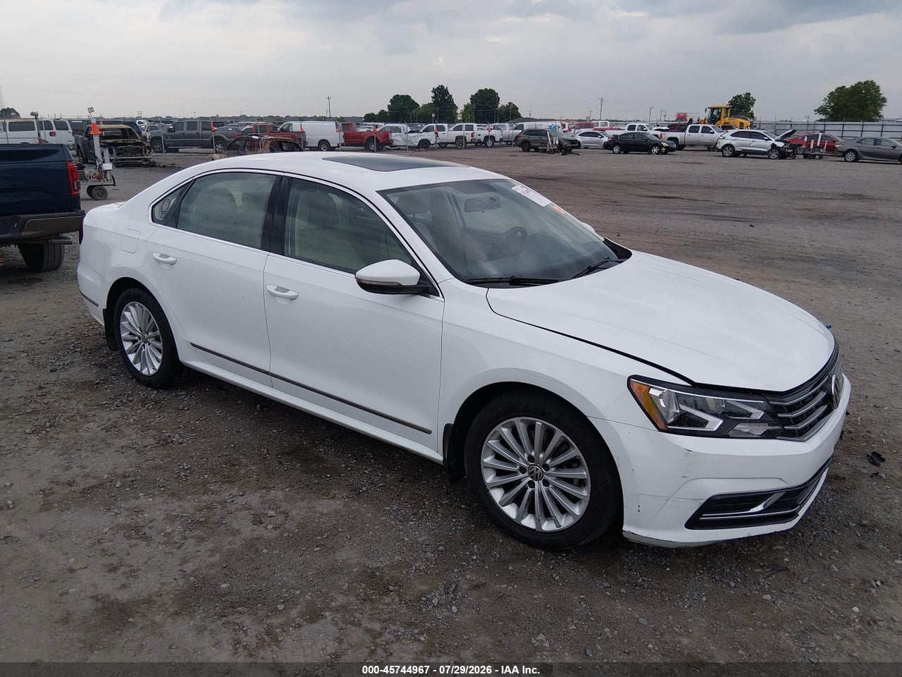 1VWBT7A36HC****** · 2017 VOLKSWAGEN PASSAT 1.8T SE