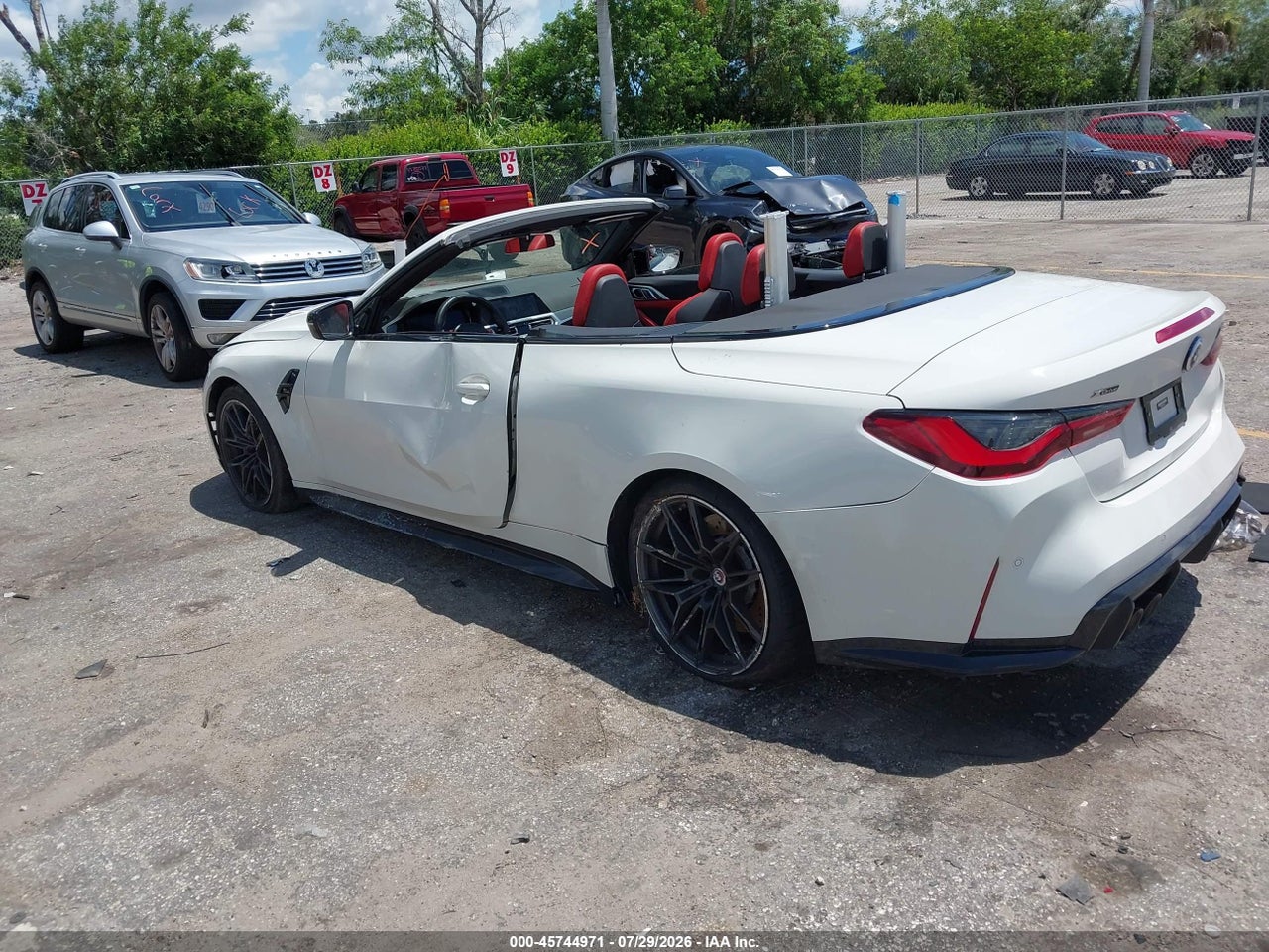 2023 BMW M4 COMPETITION XDRIVE · 3/11