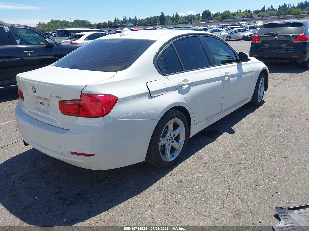 2014 BMW 328I · 4/10