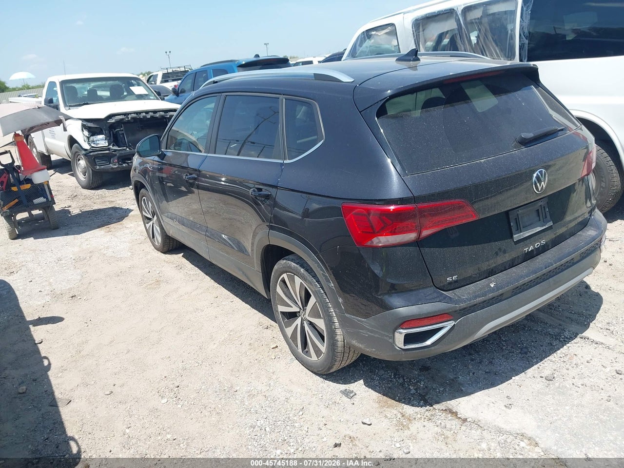 2024 VOLKSWAGEN TAOS 1.5T SE · 3/11