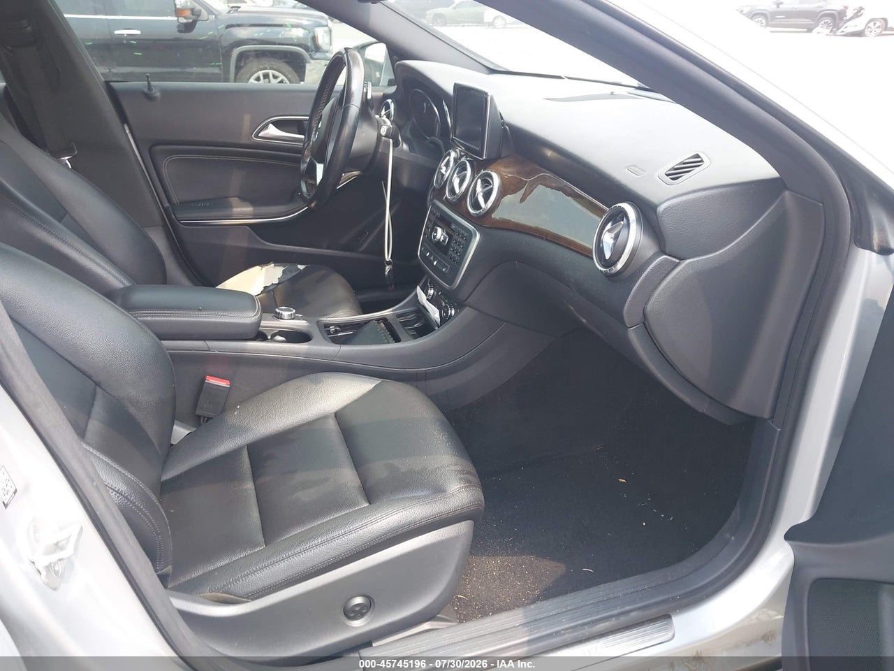 2014 MERCEDES-BENZ CLA 250 · 5/11