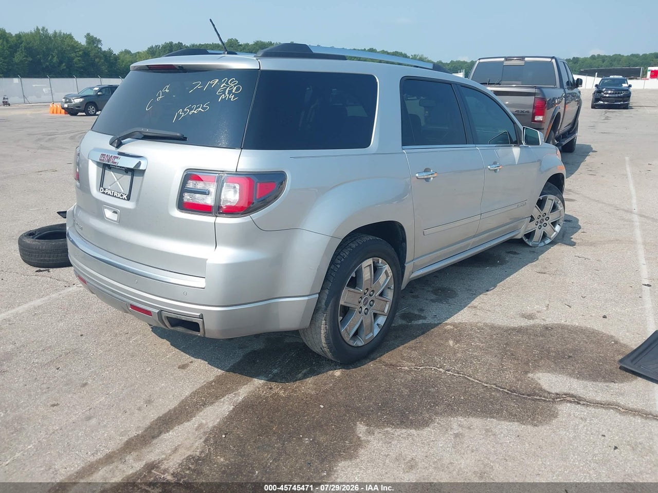 2015 GMC ACADIA DENALI · 4/11