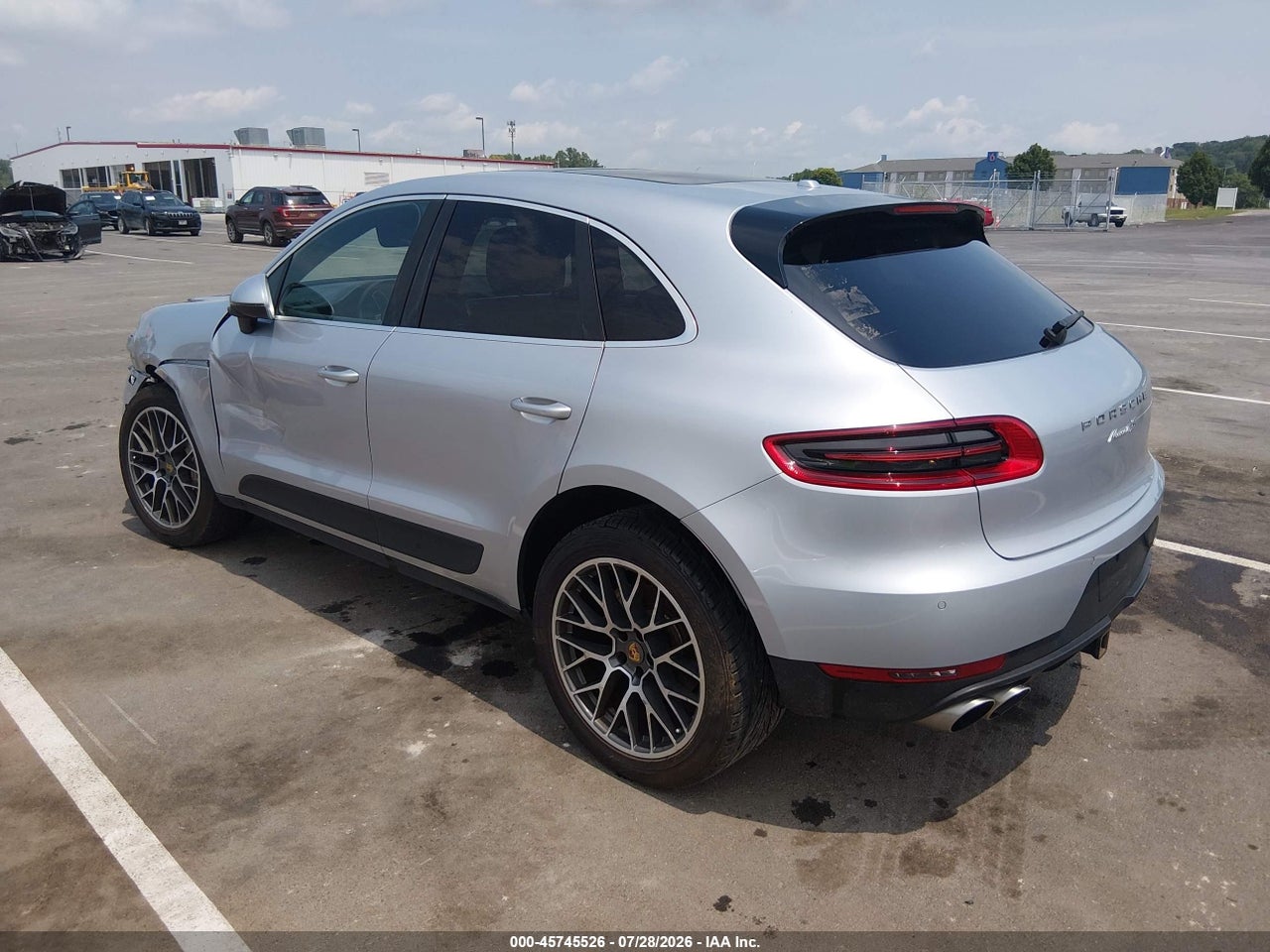 2015 PORSCHE MACAN S · 3/11